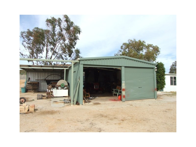 168 Bunter Way, Howatharra WA 6532