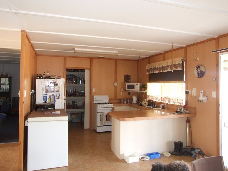 168 Bunter Way, Howatharra WA 6532