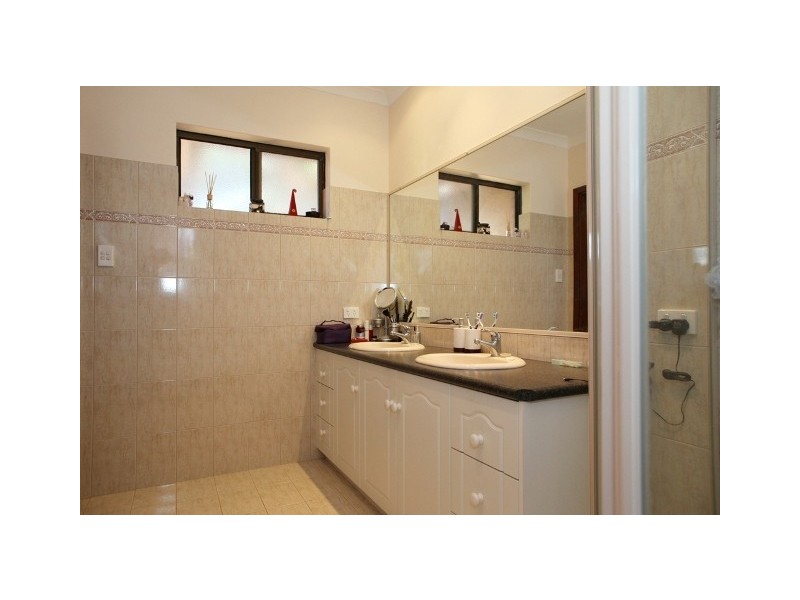 4 NIGEL CRESCENT, Tarcoola Beach WA 6530