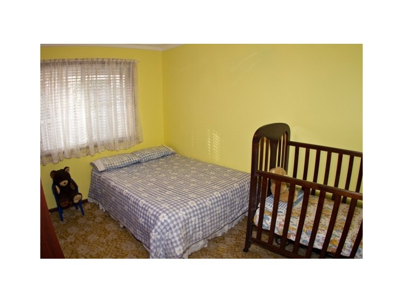 6 ROBINSON STREET, Spalding WA 6530