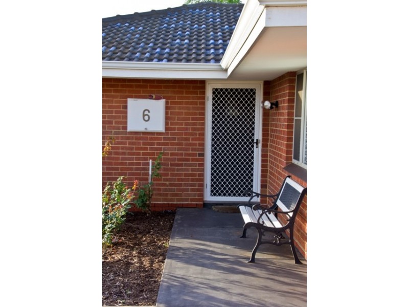 6 ROBINSON STREET, Spalding WA 6530