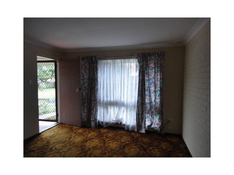 2/234 Place Road, Wonthella WA 6530