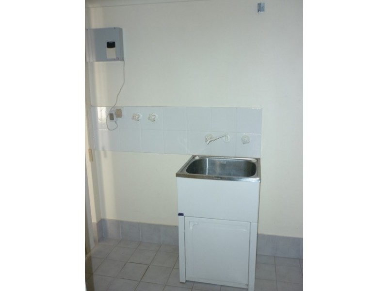 3/285 Fifth Street, Wonthella WA 6530