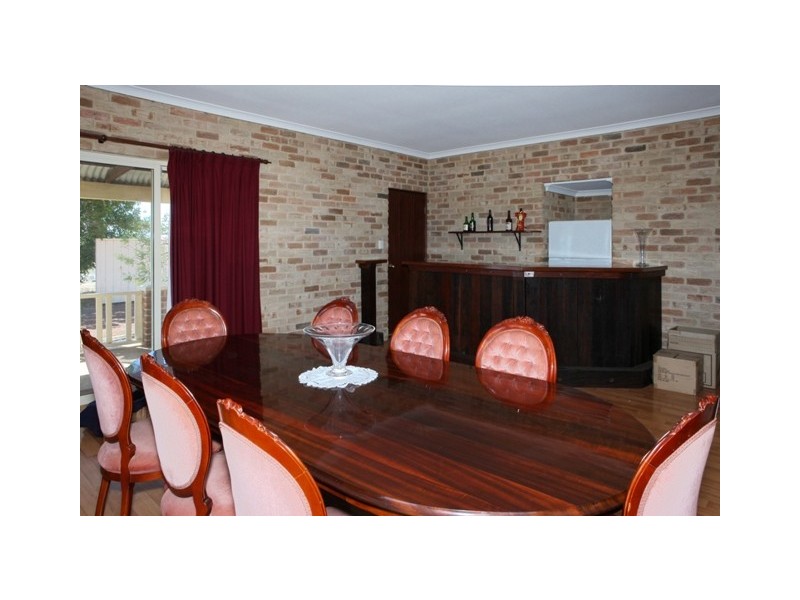 216 Cooper Street, Glenfield WA 6532