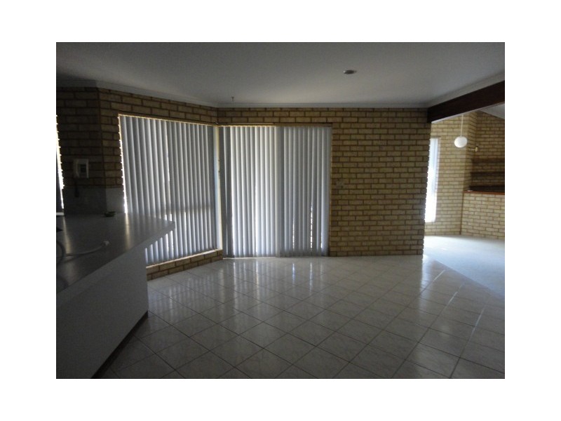 27 Glass Crescent, Mahomets Flats WA 6530
