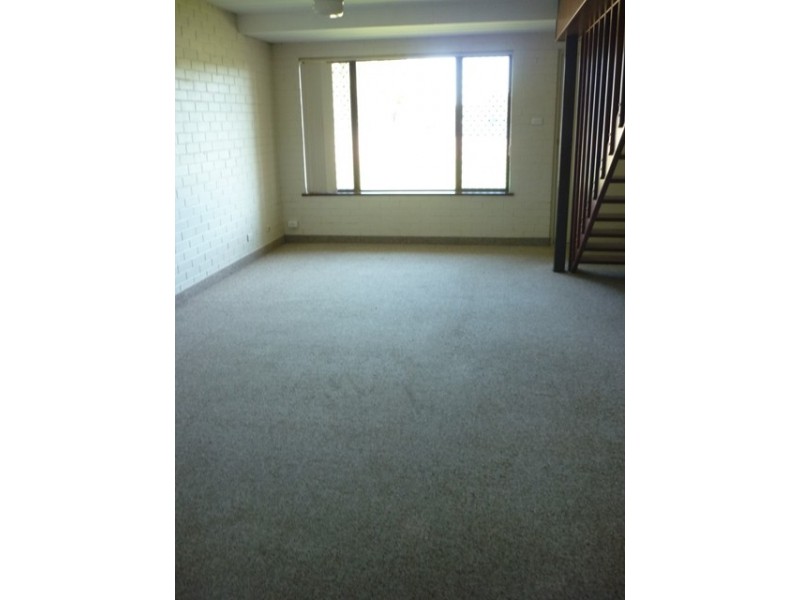 4/125 RAILWAY STREET, Bluff Point WA 6530