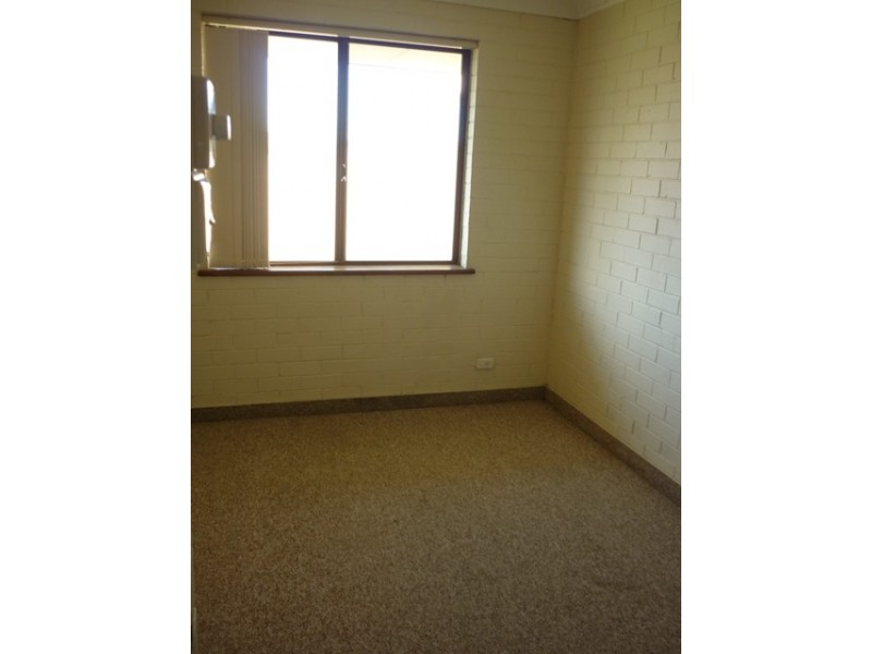 4/125 RAILWAY STREET, Bluff Point WA 6530