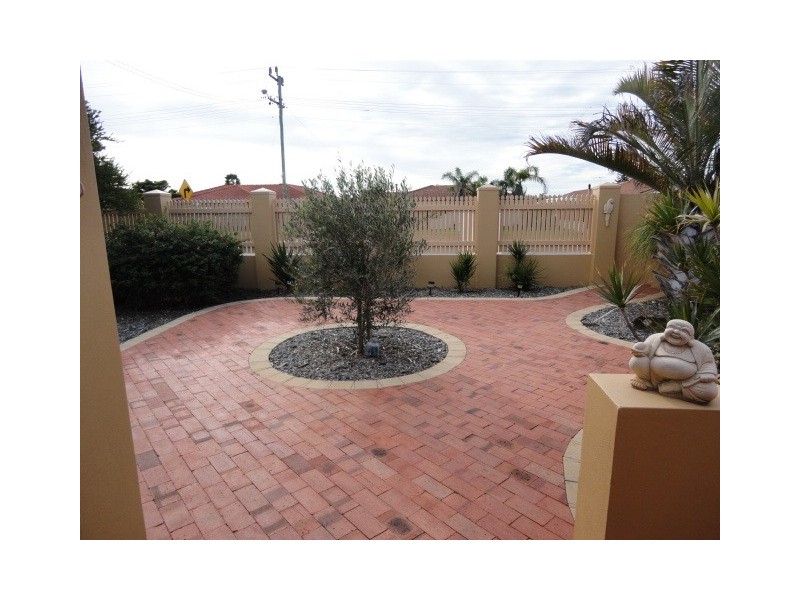 17 McAleer Drive, Mahomets Flats WA 6530