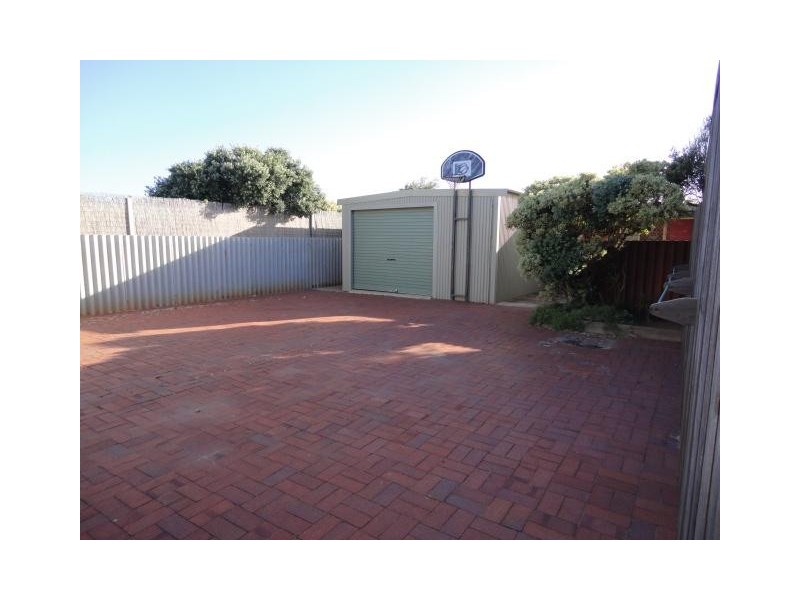 17 McAleer Drive, Mahomets Flats WA 6530