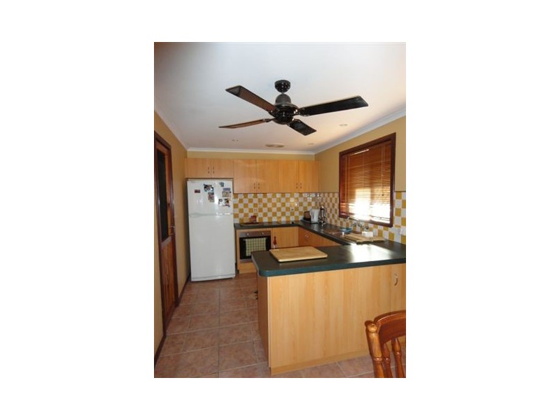 17 McAleer Drive, Mahomets Flats WA 6530