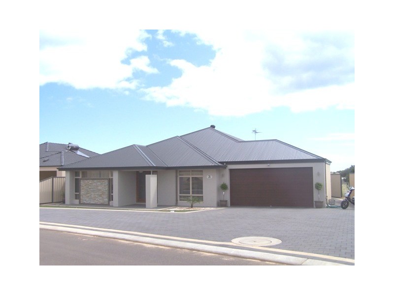 3 View Point Mews, Drummond Cove WA 6532