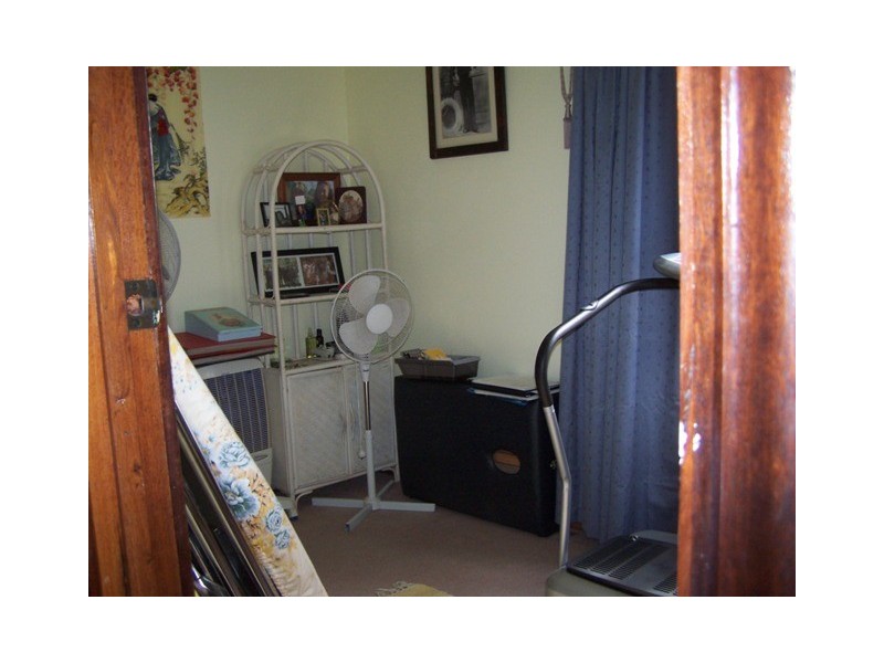 123 HALL ROAD, Waggrakine WA 6530