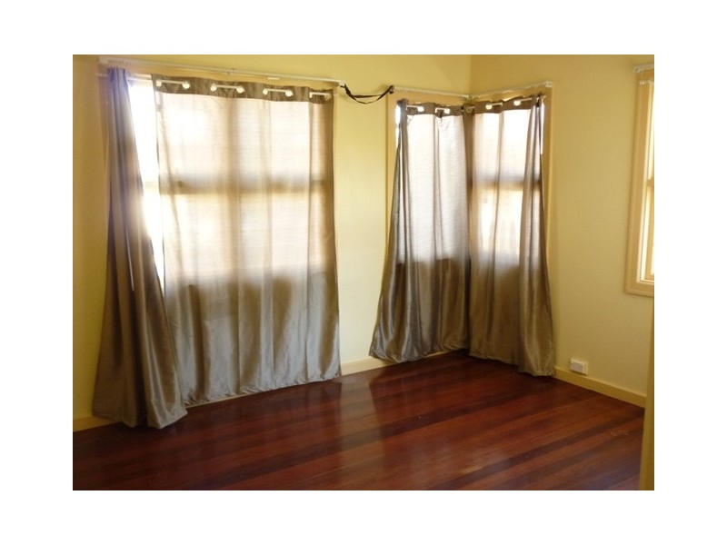 207A Fifth Street, Wonthella WA 6530