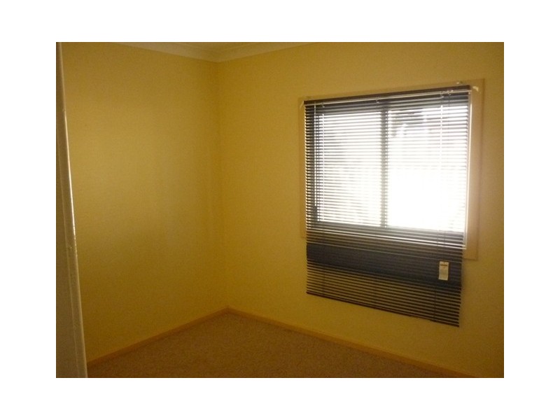 207A Fifth Street, Wonthella WA 6530