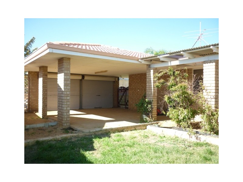 32 Bellimos Drive, Wandina WA 6530