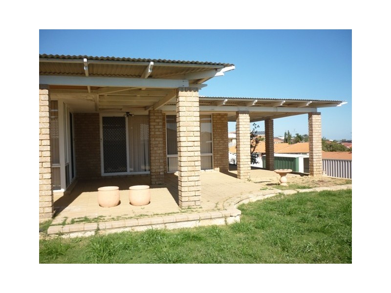 32 Bellimos Drive, Wandina WA 6530