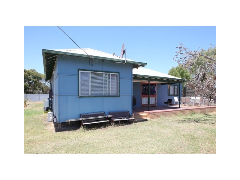 665 ALLANOOKA SPRINGS ROAD, Walkaway WA 6528