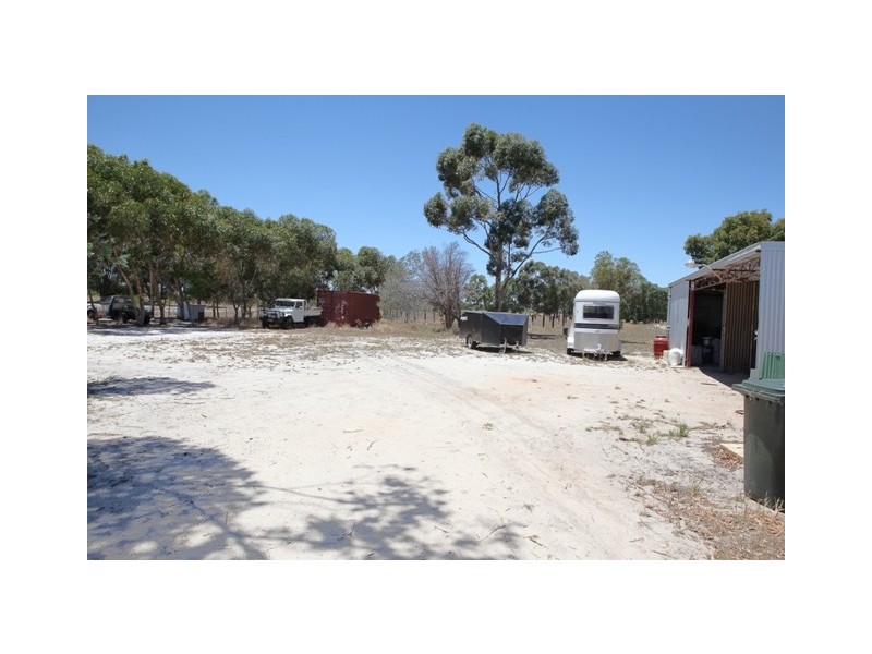 665 ALLANOOKA SPRINGS ROAD, Walkaway WA 6528