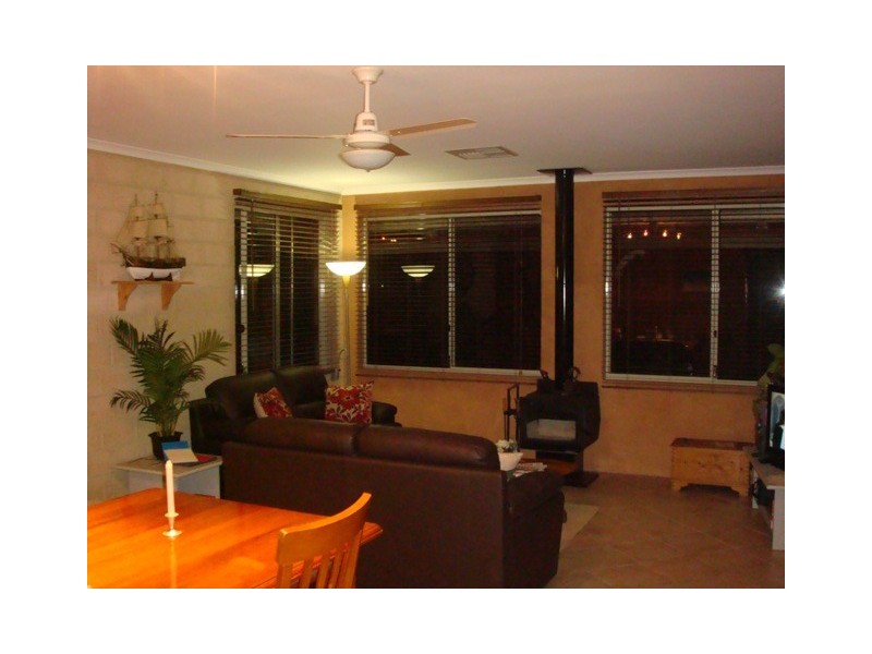 30 Roe Close, Mount Hill WA 6528