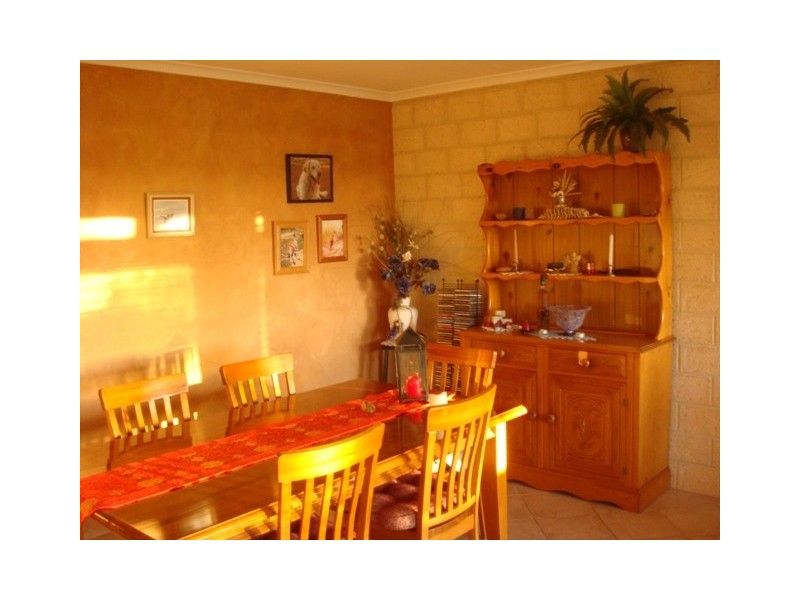 30 Roe Close, Mount Hill WA 6528