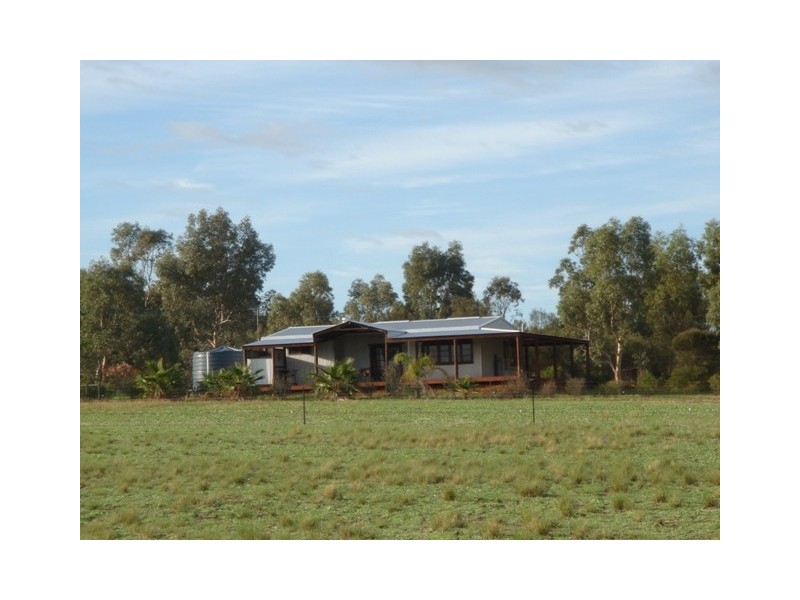 30 Roe Close, Mount Hill WA 6528