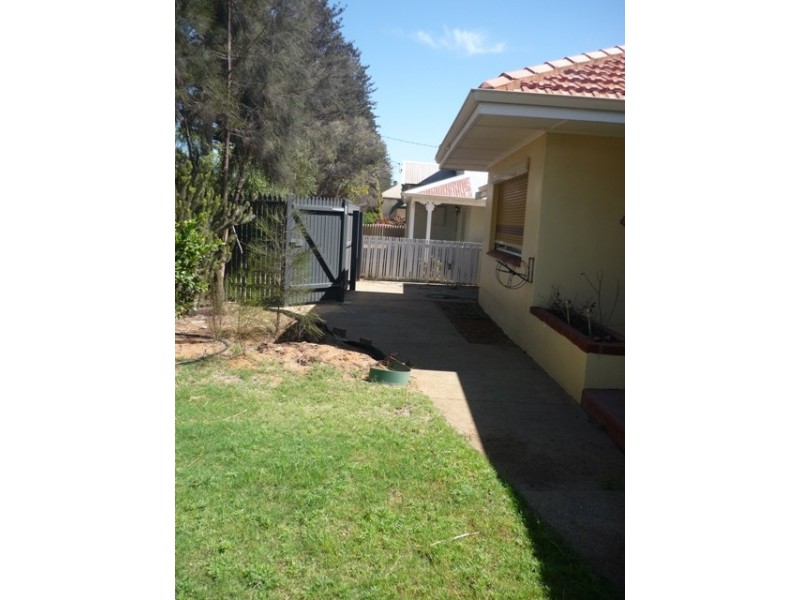 127 Fitzgerald Street, Geraldton WA 6530