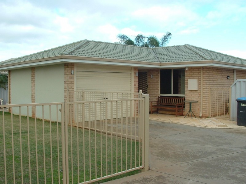 262A FIRST STREET, Wonthella WA 6530