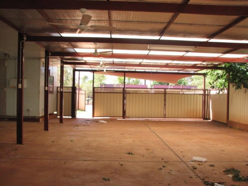 9 TROTMAN AVE, Newman WA 6753