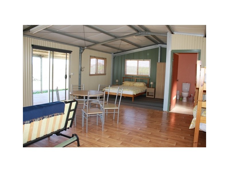 3 Isachar Road, Bowes WA 6535