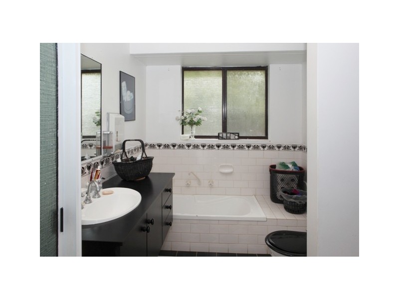 12 Mullian Way, Waggrakine WA 6530