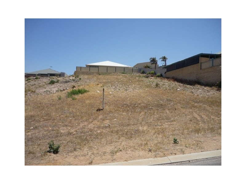 9 Pelican Rise, Wandina WA 6530