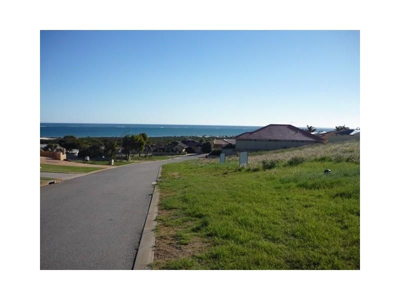 9 Pelican Rise, Wandina WA 6530