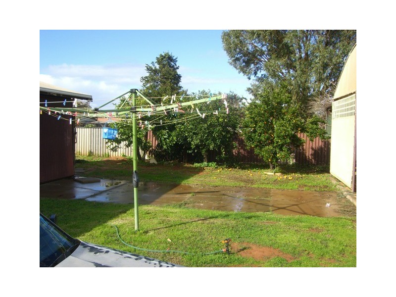 7 Cleopatra Road, Utakarra WA 6530