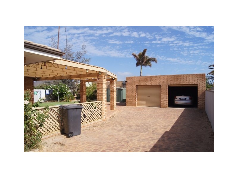 7 DRENTHE PLACE, Mahomets Flats WA 6530