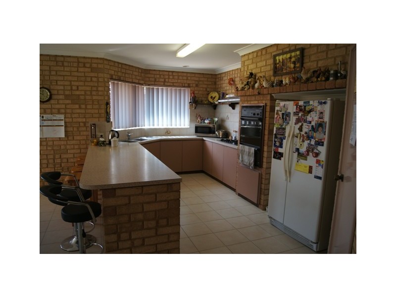 7 DRENTHE PLACE, Mahomets Flats WA 6530