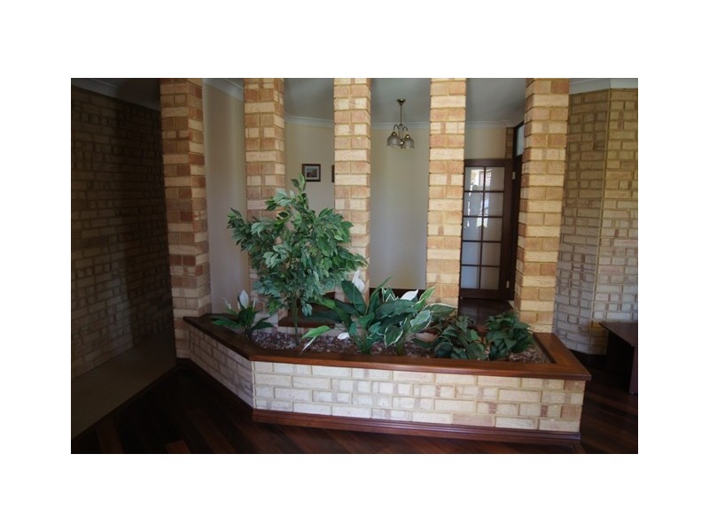 7 DRENTHE PLACE, Mahomets Flats WA 6530