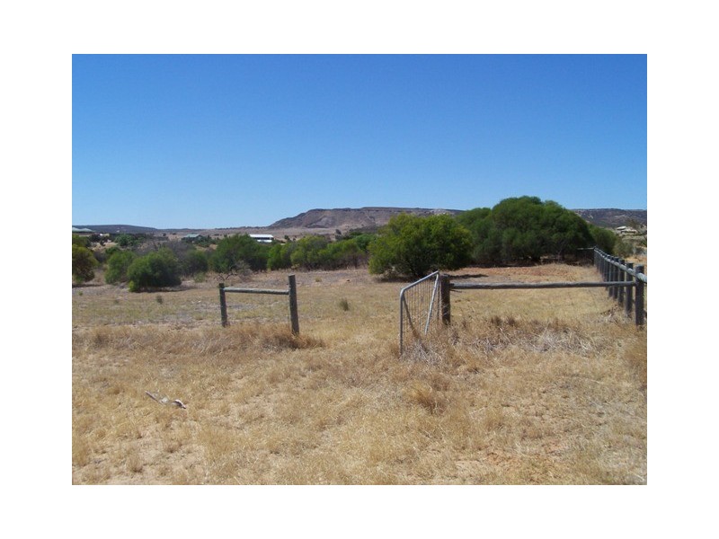 81 Eliza Shaw Drive, White Peak WA 6532