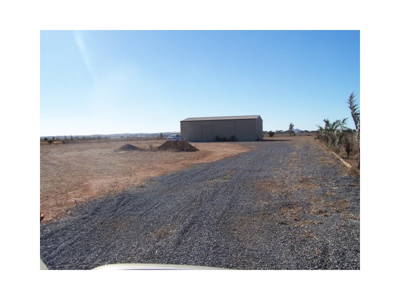 6 Lincoln Street, Deepdale WA 6532