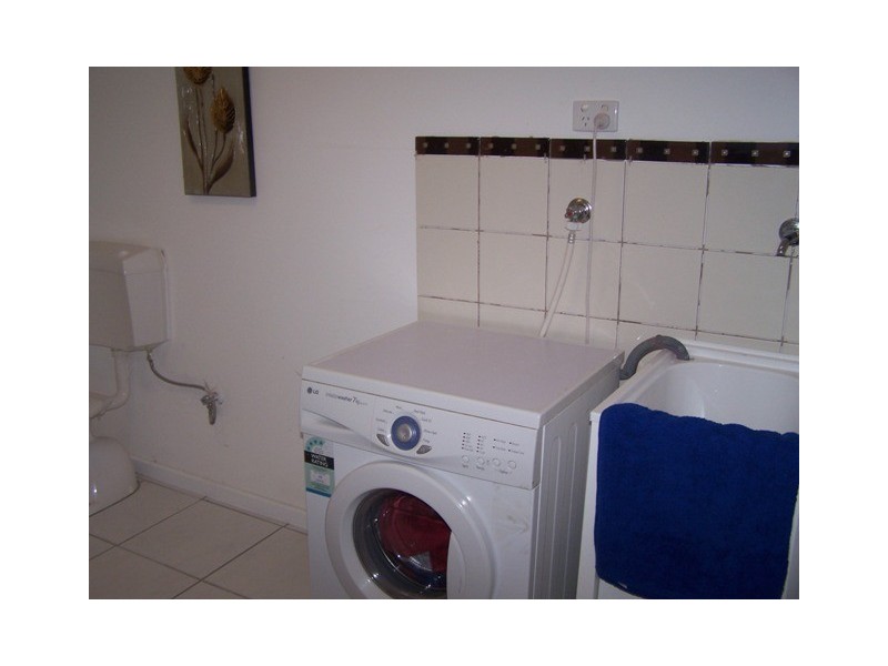 6 Lincoln Street, Deepdale WA 6532