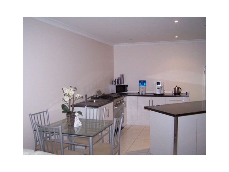 6 Lincoln Street, Deepdale WA 6532