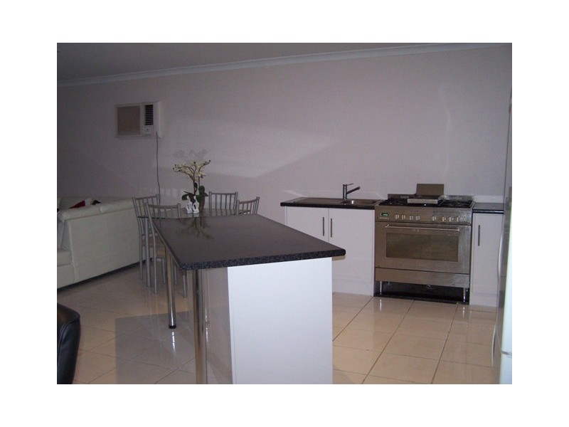 6 Lincoln Street, Deepdale WA 6532