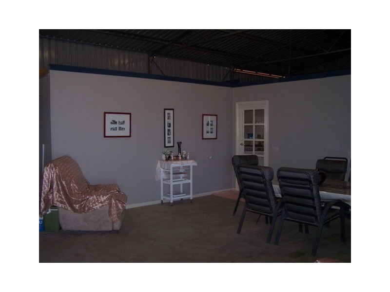 6 Lincoln Street, Deepdale WA 6532