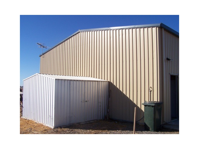 6 Lincoln Street, Deepdale WA 6532