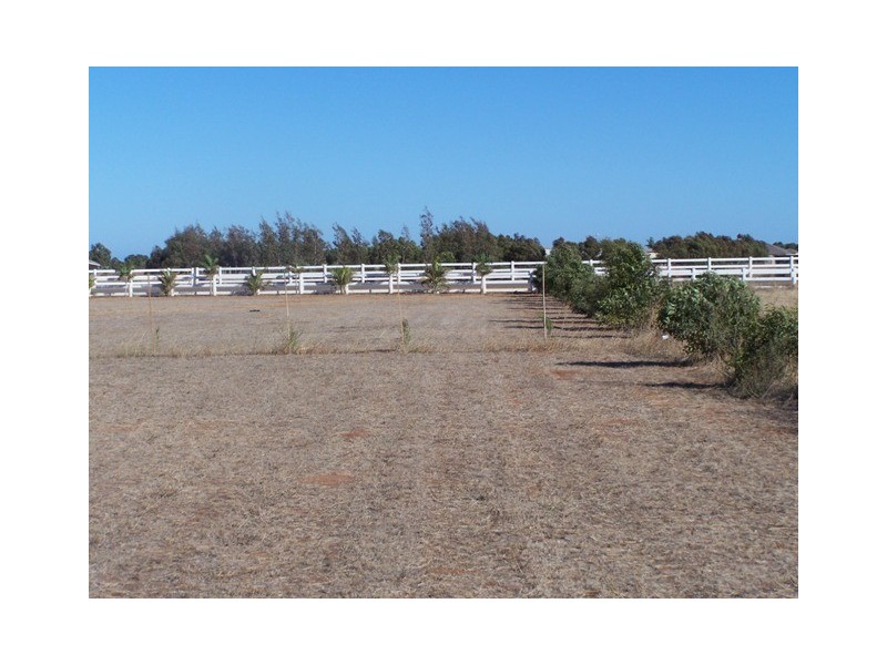 6 Lincoln Street, Deepdale WA 6532