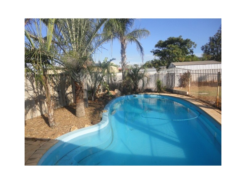 6 Hibiscus Street, Rangeway WA 6530