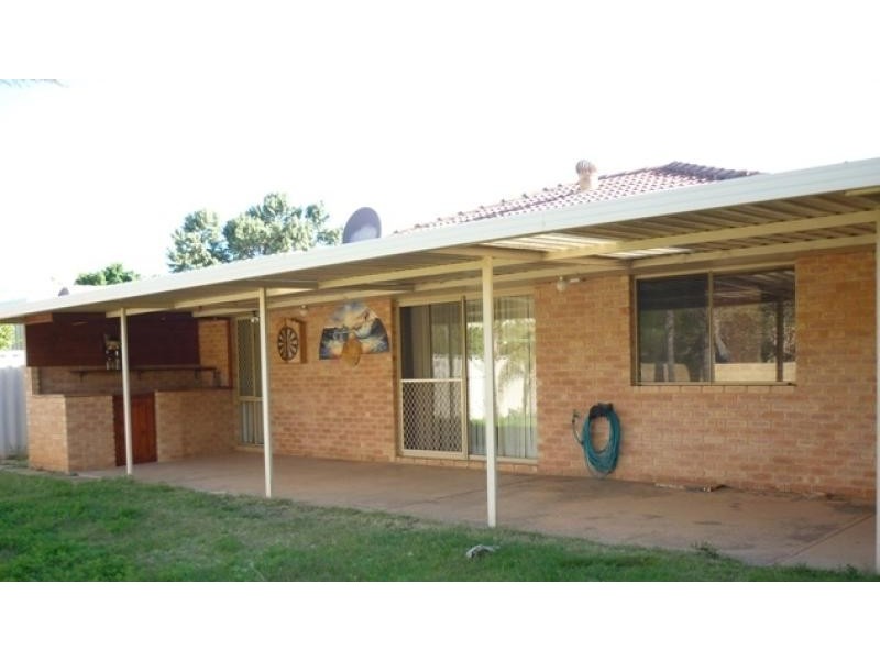 31 Eastcott Way, Tarcoola Beach WA 6530