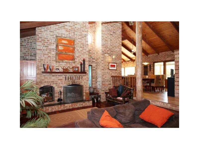 57 ARNOLD ROAD, Waggrakine WA 6530