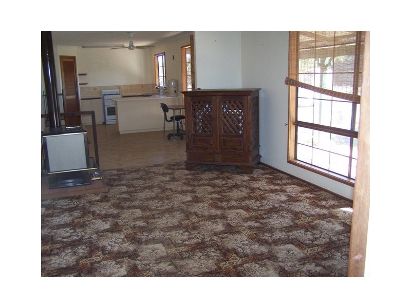 466 Company Road, Greenough WA 6532