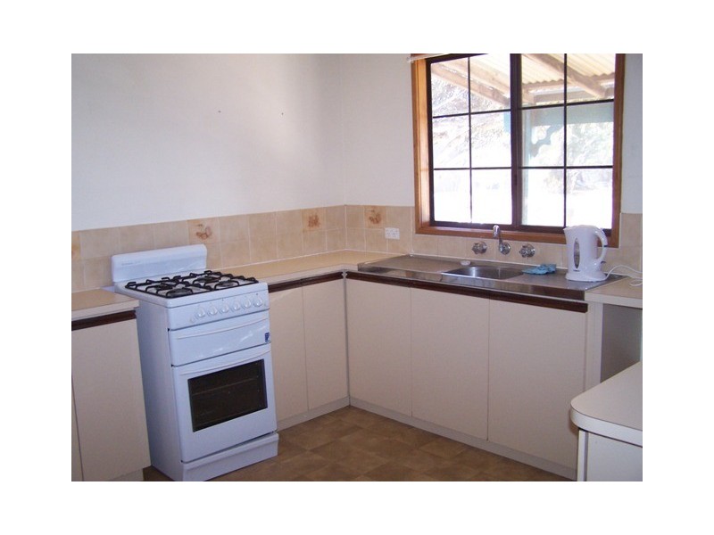 466 Company Road, Greenough WA 6532