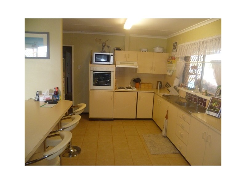 6 Brown Street, Newman WA 6753